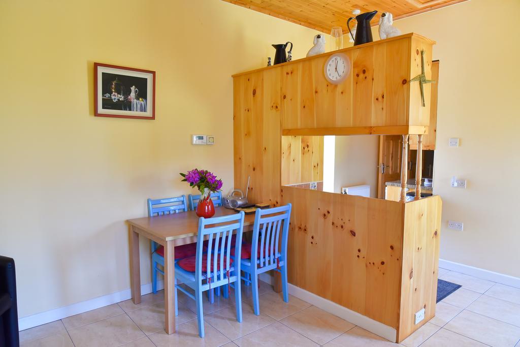 Achill Cottages Achill Sound Exterior photo